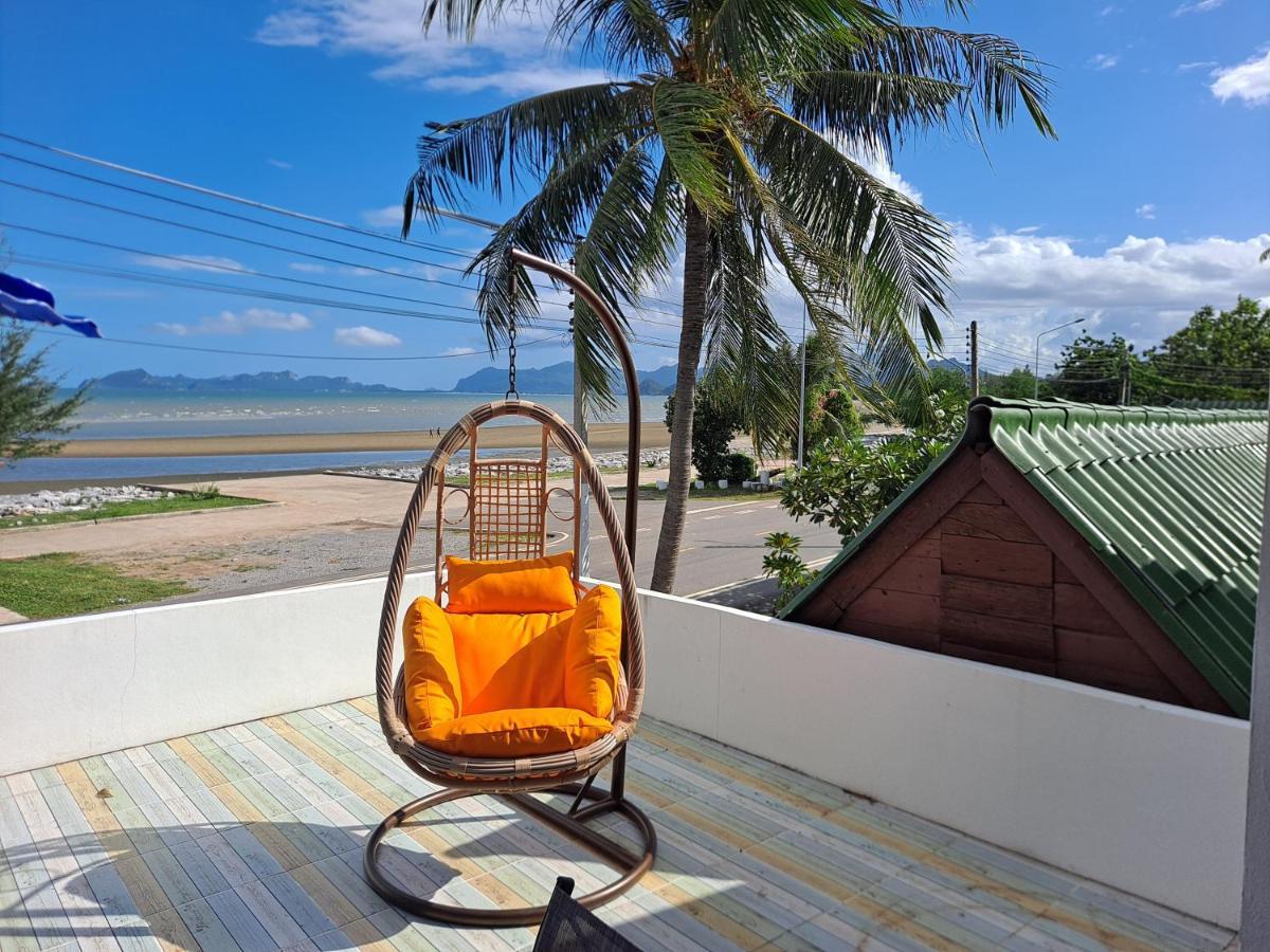 The Beach Boutique Resort Ban Pak Nam Pran Extérieur photo
