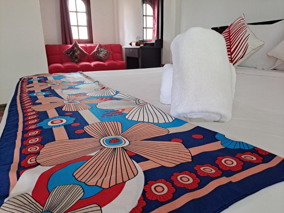 The Beach Boutique Resort Ban Pak Nam Pran Extérieur photo
