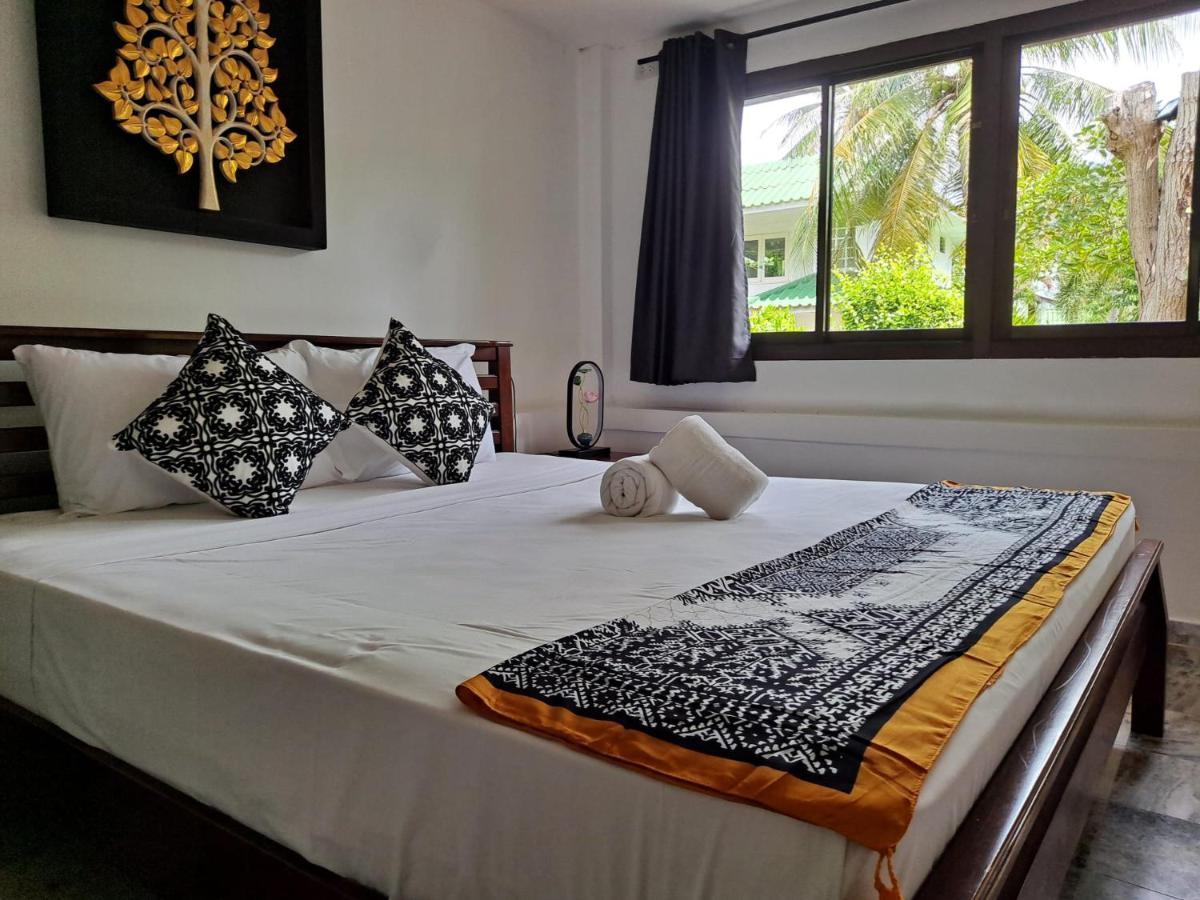 The Beach Boutique Resort Ban Pak Nam Pran Extérieur photo