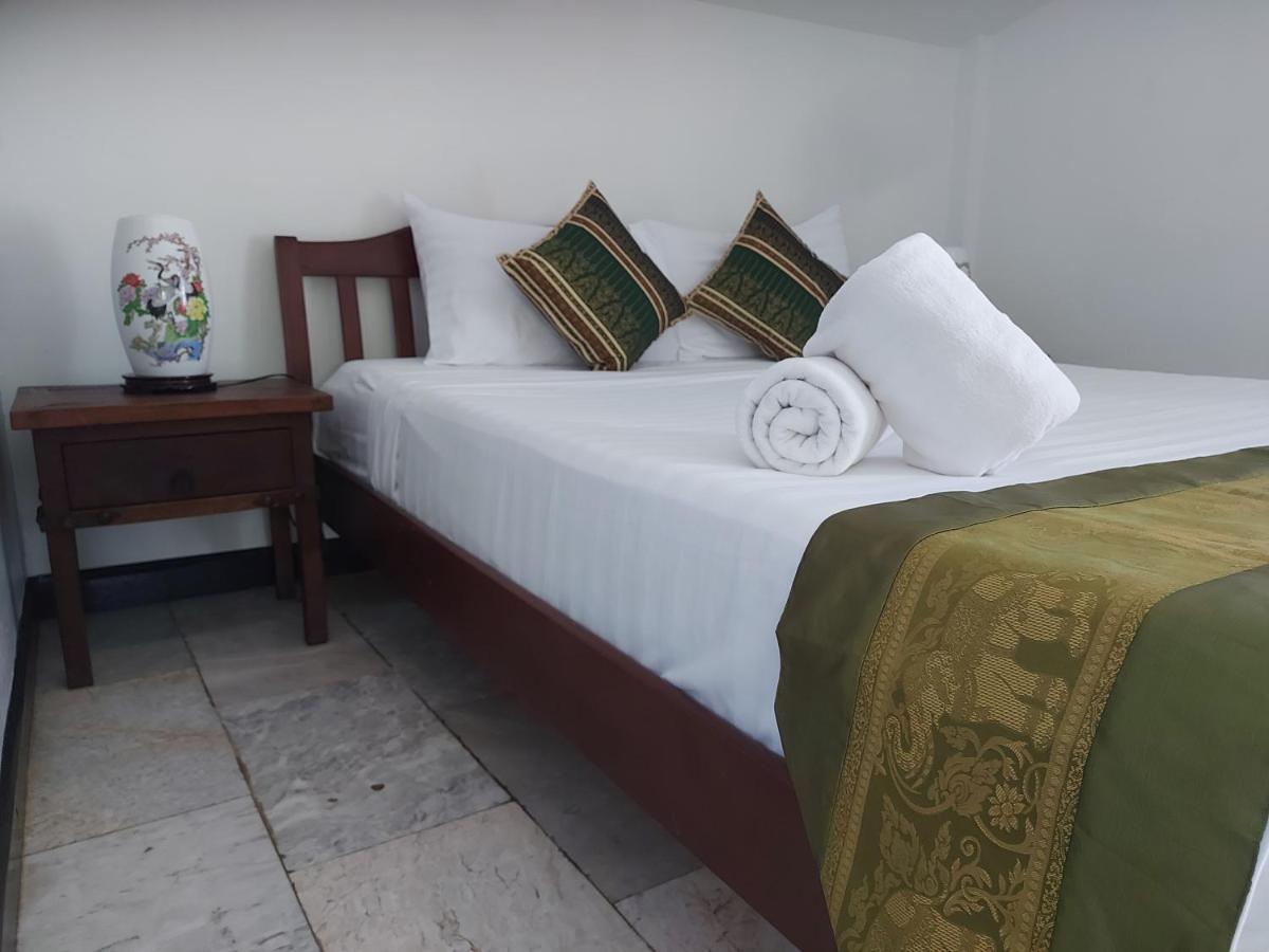 The Beach Boutique Resort Ban Pak Nam Pran Extérieur photo