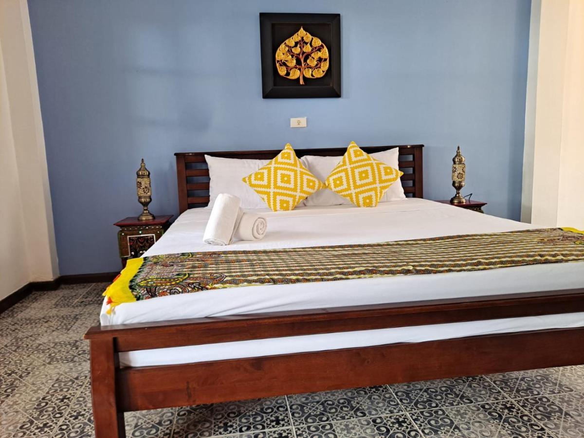 The Beach Boutique Resort Ban Pak Nam Pran Extérieur photo