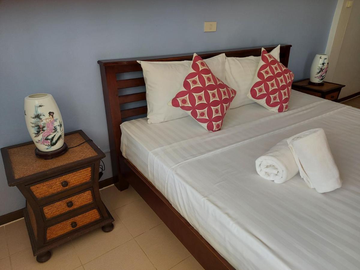 The Beach Boutique Resort Ban Pak Nam Pran Extérieur photo