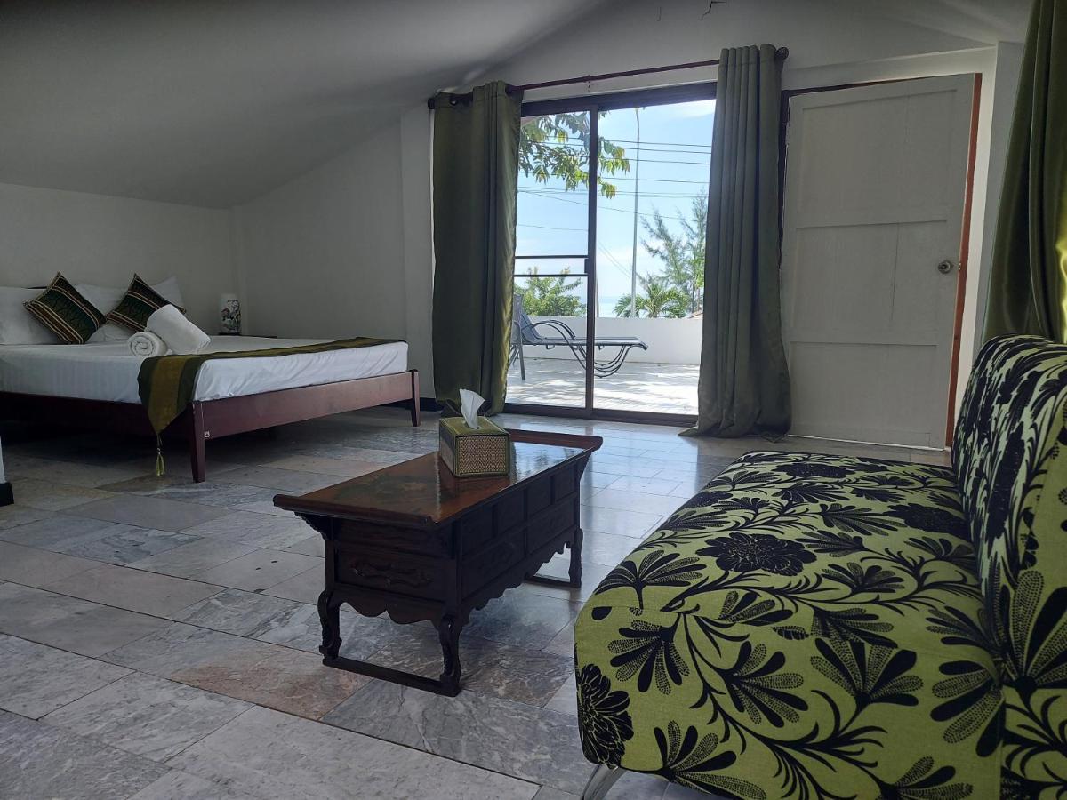 The Beach Boutique Resort Ban Pak Nam Pran Extérieur photo